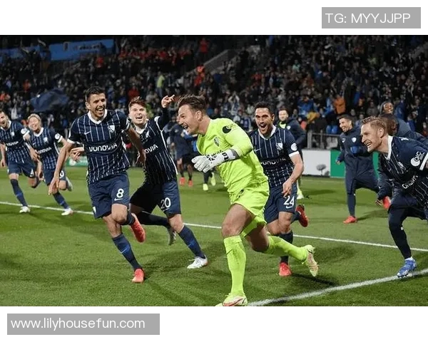 奥格斯堡2-2波鸿,双方激战平局,各有千秋 奥格斯堡2-2波鸿,双方激战平局,各有千秋