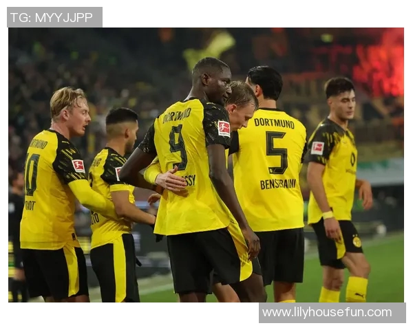 多特反弹!客场绝杀奥格斯堡,重返德甲前四位置 多特反弹!客场绝杀奥格斯堡,重返德甲前四位置