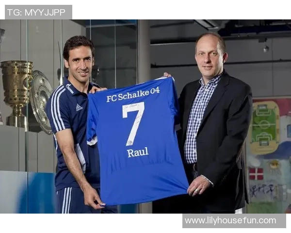 沙尔克04再遭惨败，命运悲惨难改变